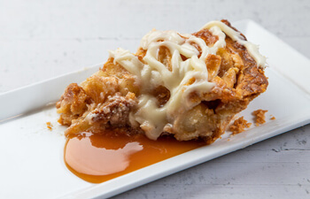 Apple Cinnamon Roll Pie