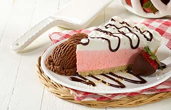 Chocolate Covered Strawberry Sweet Bowl