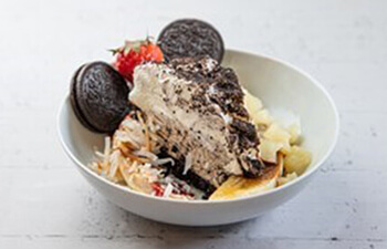 Cookies & Cream Banana Split Pie